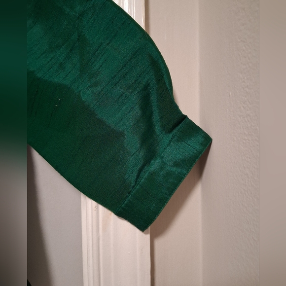 Crown & Ivy Emerald Green Ruffled Blouse-XL - Picture 7 of 10